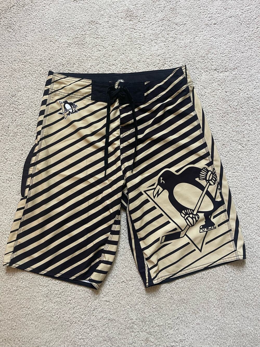 Pittsburgh Penguins Swim Trunks / Board Shorts Size 32